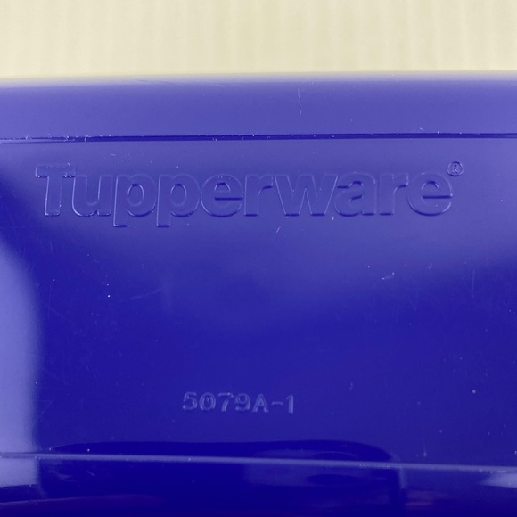 Tupperware Butter Dish Ocean Blue - Picture 5 of 11